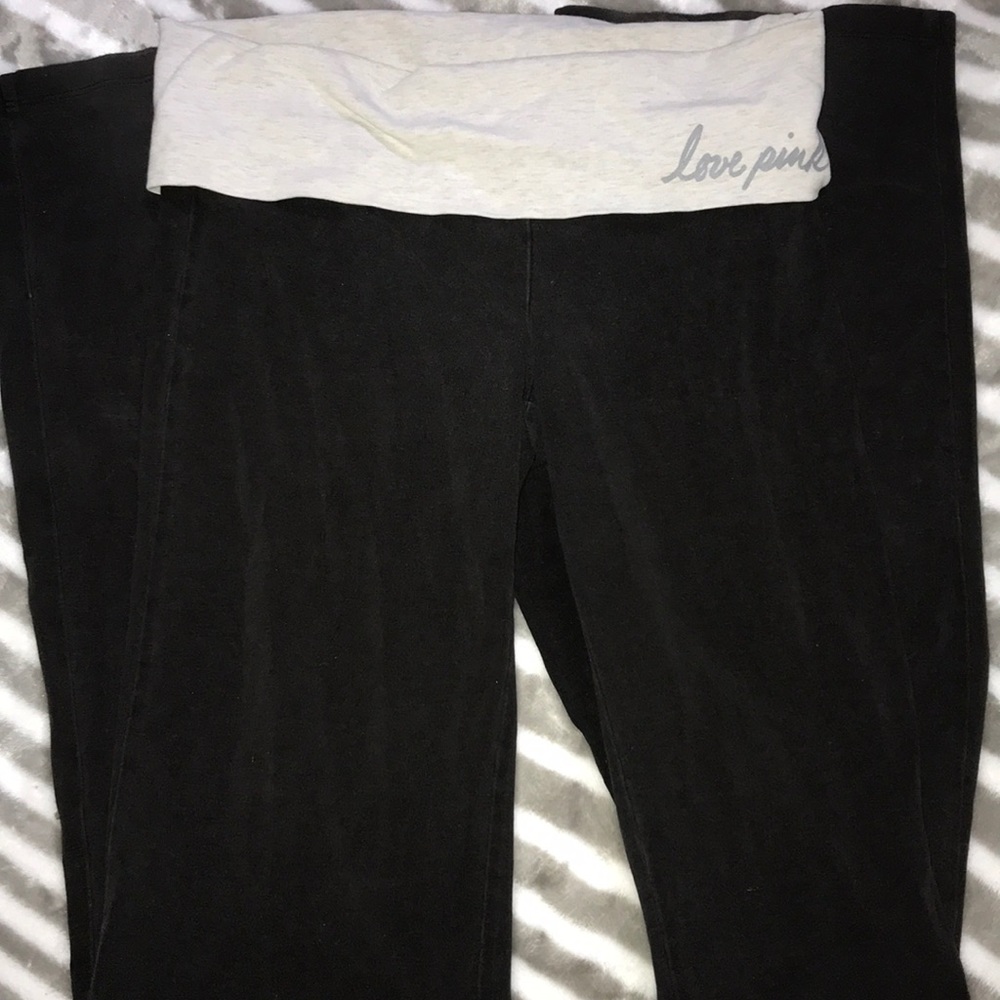 * VS PINK yoga pants